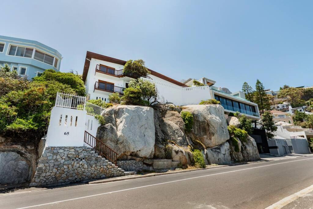 Bantry Bay Home With Atlantic Ocean Views Cape Town Eksteriør bilde